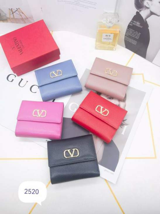 Picture of Valentino Handbags _SKUfw175101569fw